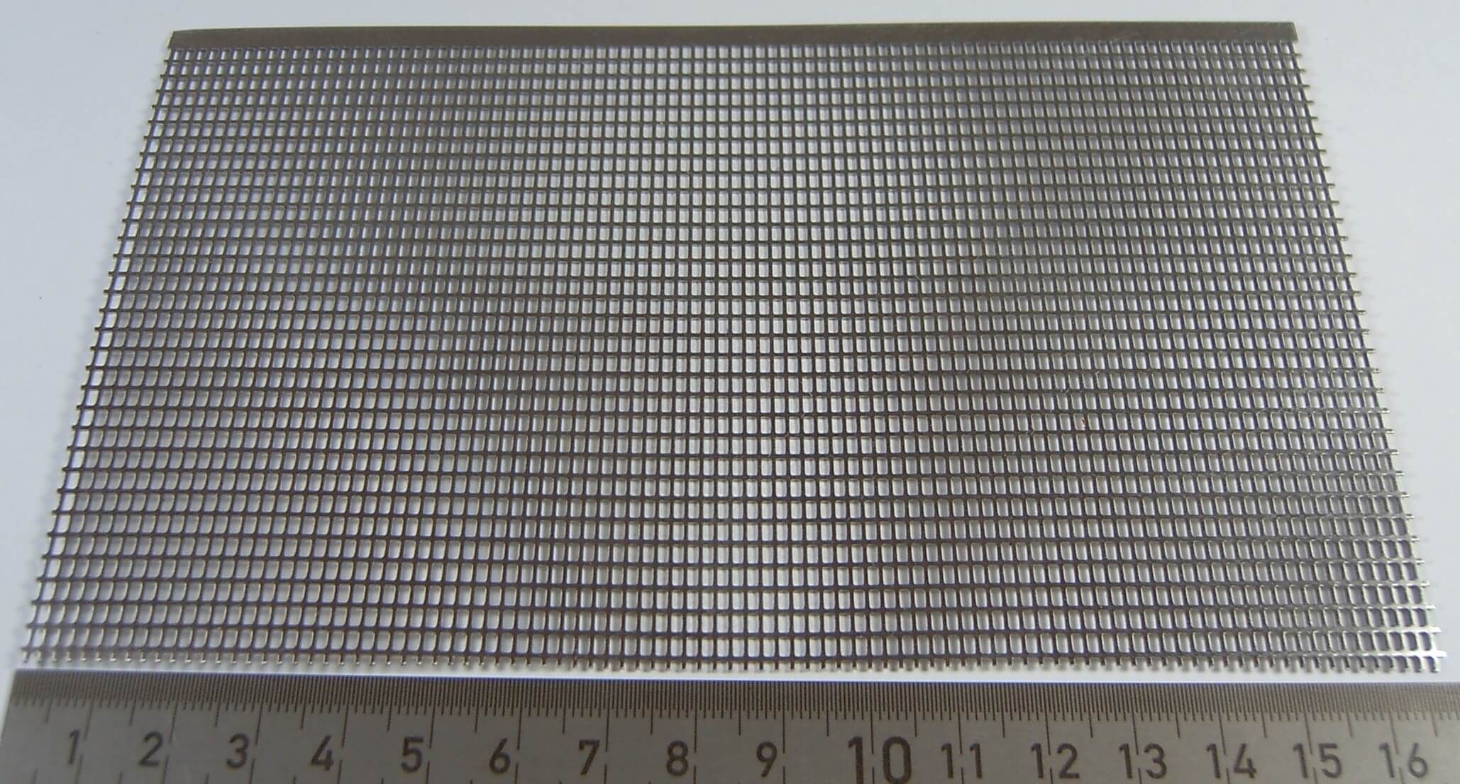 Tafel Lochblech, Alu. Lochung 1,5x2,5mm. Größe ca. 165x100