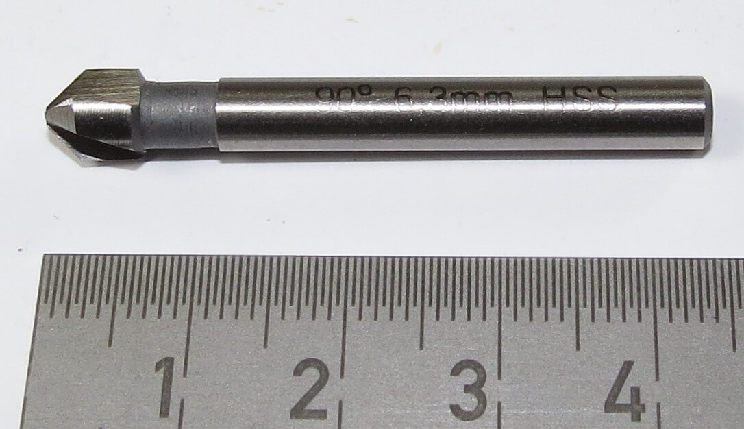 1 Kegelsenker 90° HSS 3-schneidig. Max. Durchmesser 6,3mm