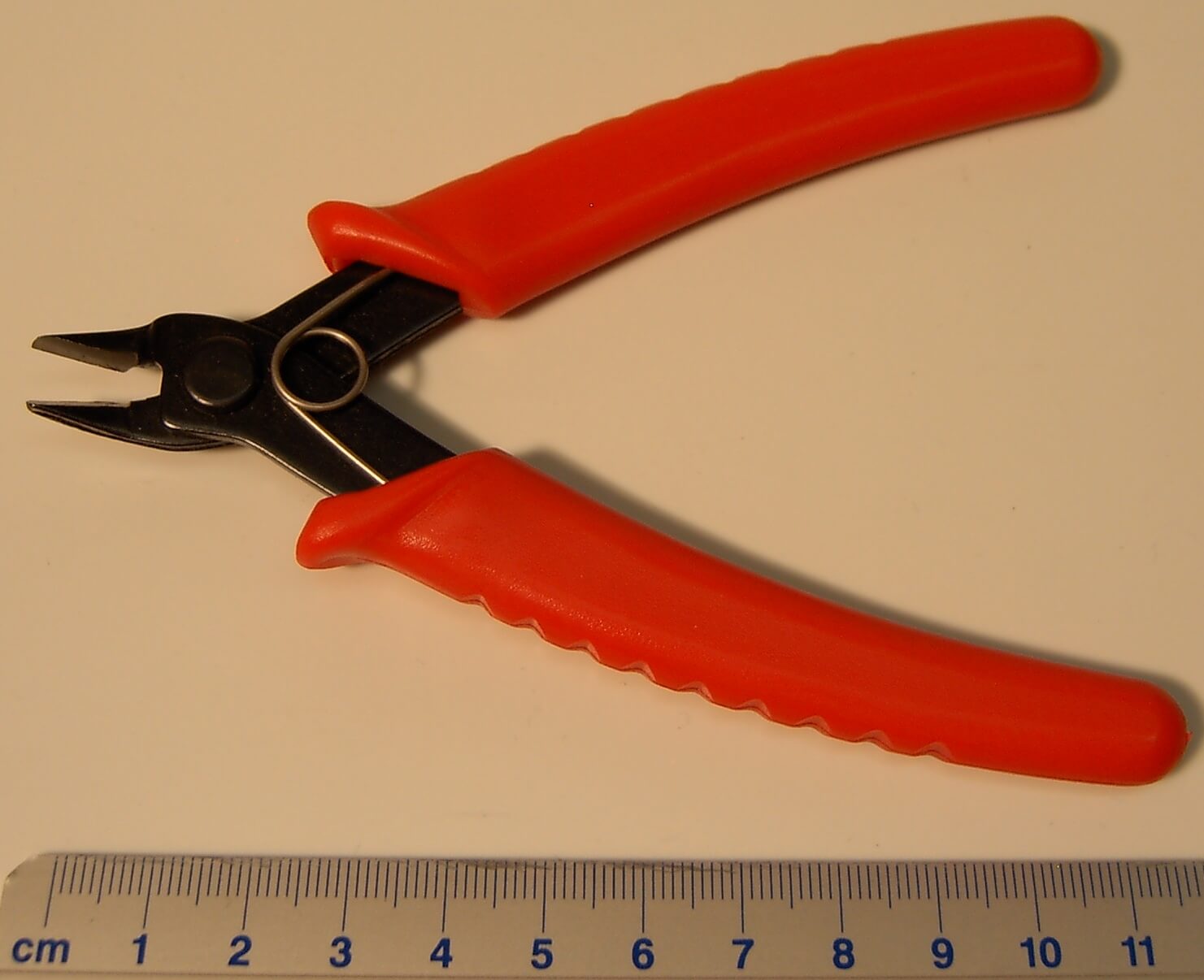 Elektronik-Printzange 130mm, 59gr. Zum Abschneiden von