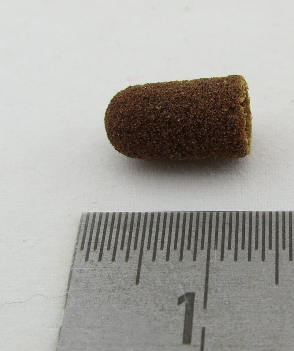 1 Schleifkappe, 5mm, mittel. Geeignet    für 5mm-Schleifkapp