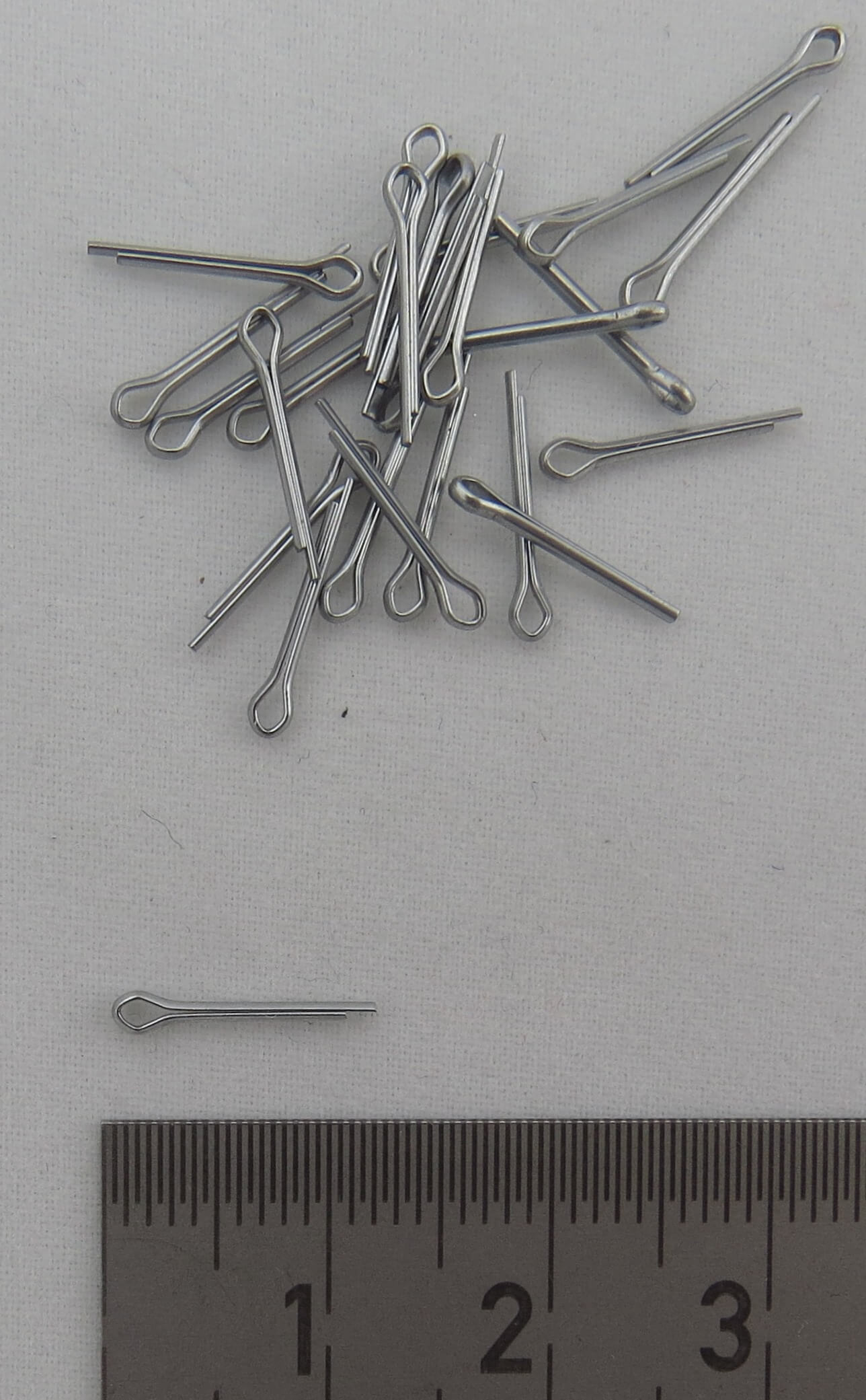 Splinte DIN94, verzinkt. 1x8mm, 25 Stück