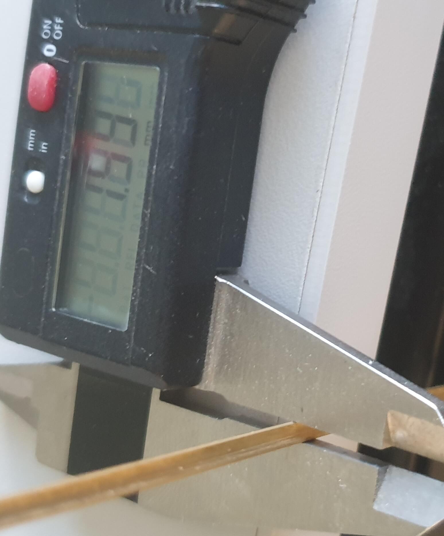Messing T-Profil 0,5m lang, 3x2 mm, Materialstärke 0,50 mm