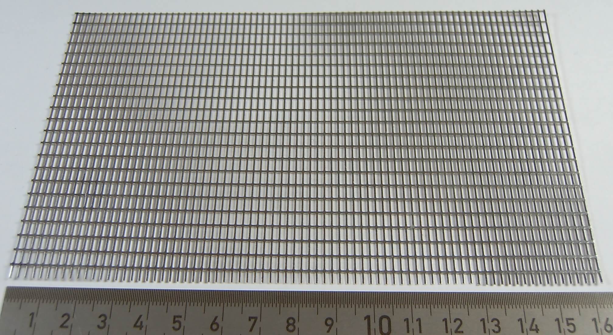 Tafel Lochblech, Alu. Lochung 1,5x4,0mm. Größe ca.165x100