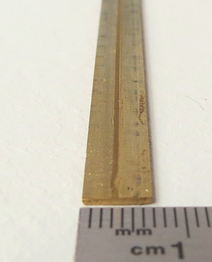 Messing T-Profil 1m lang, 7x3 mm, Materialstärke 0,60 mm