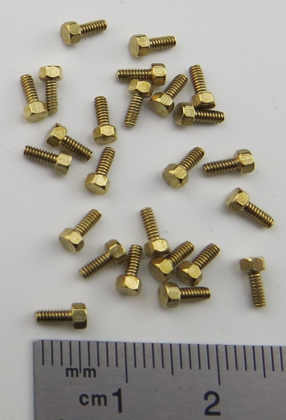 6-Kant-Modellschraube M1,6x4 Messing SW 2,5mm Kopfhöhe 1,5