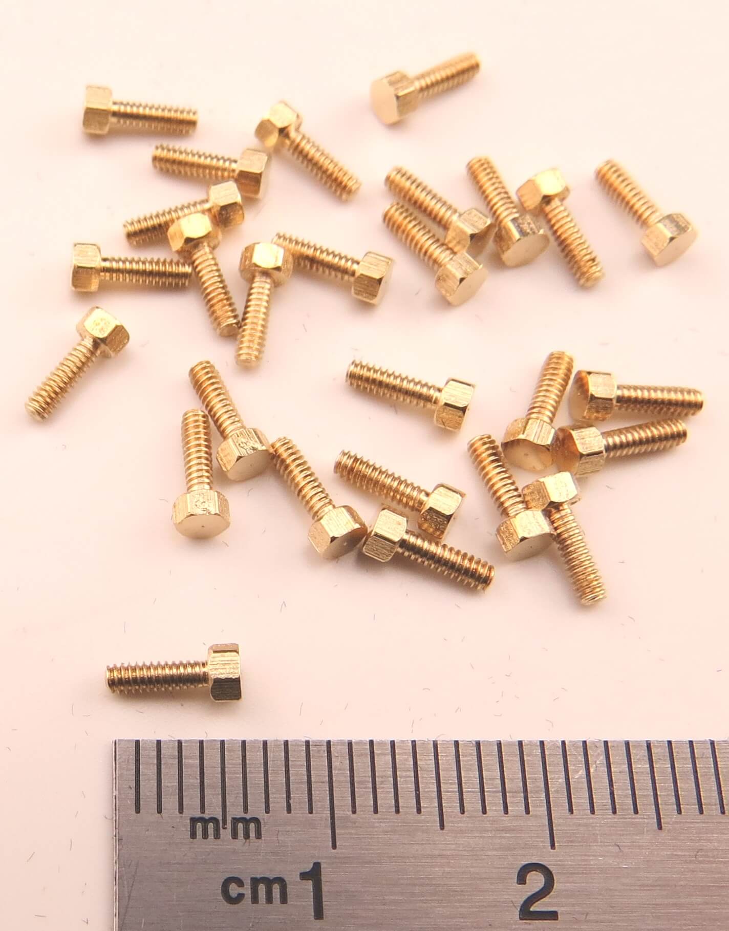 6-Kant-Modellschraube M1,6x5 Messing SW 2,5mm Kopfhöhe 1,5